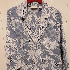 Chico’s Jacket Size 1 which is a 7/8